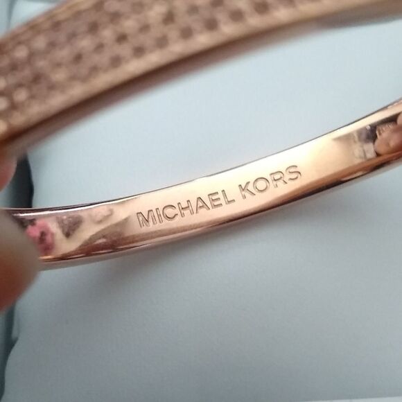 MICHAEL Michael Kors Rose Gold Bracelet - Picture 5 of 7